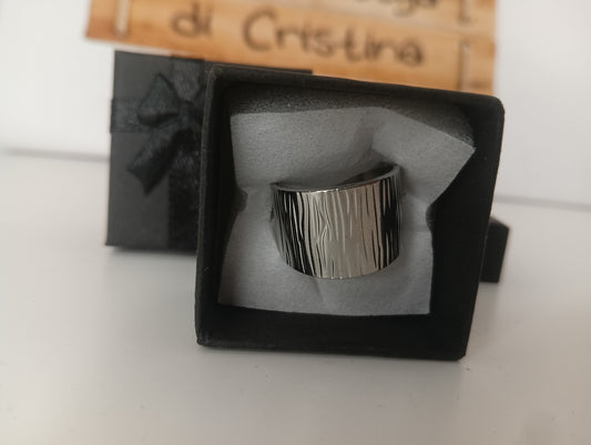 Anello rigato