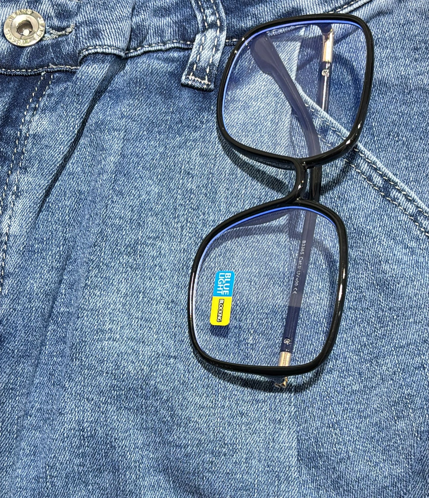 occhiale lente trasparente